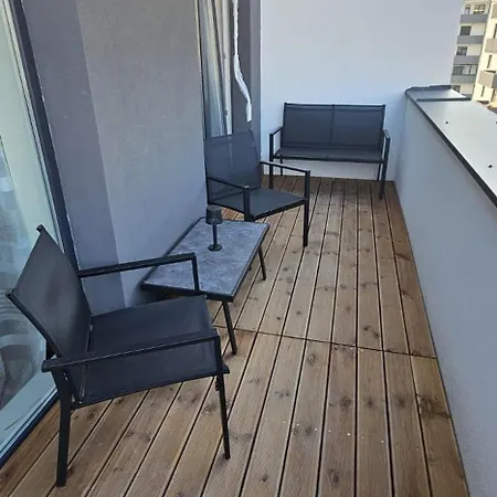 Apartman Apartament Pe Strada Lebedei